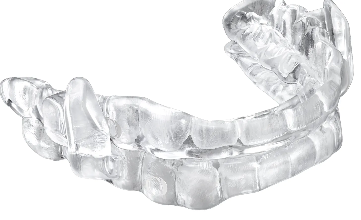 Custom-fit oral appliance for sleep apnea — a low-profile dental device worn during sleep to keep the airway open